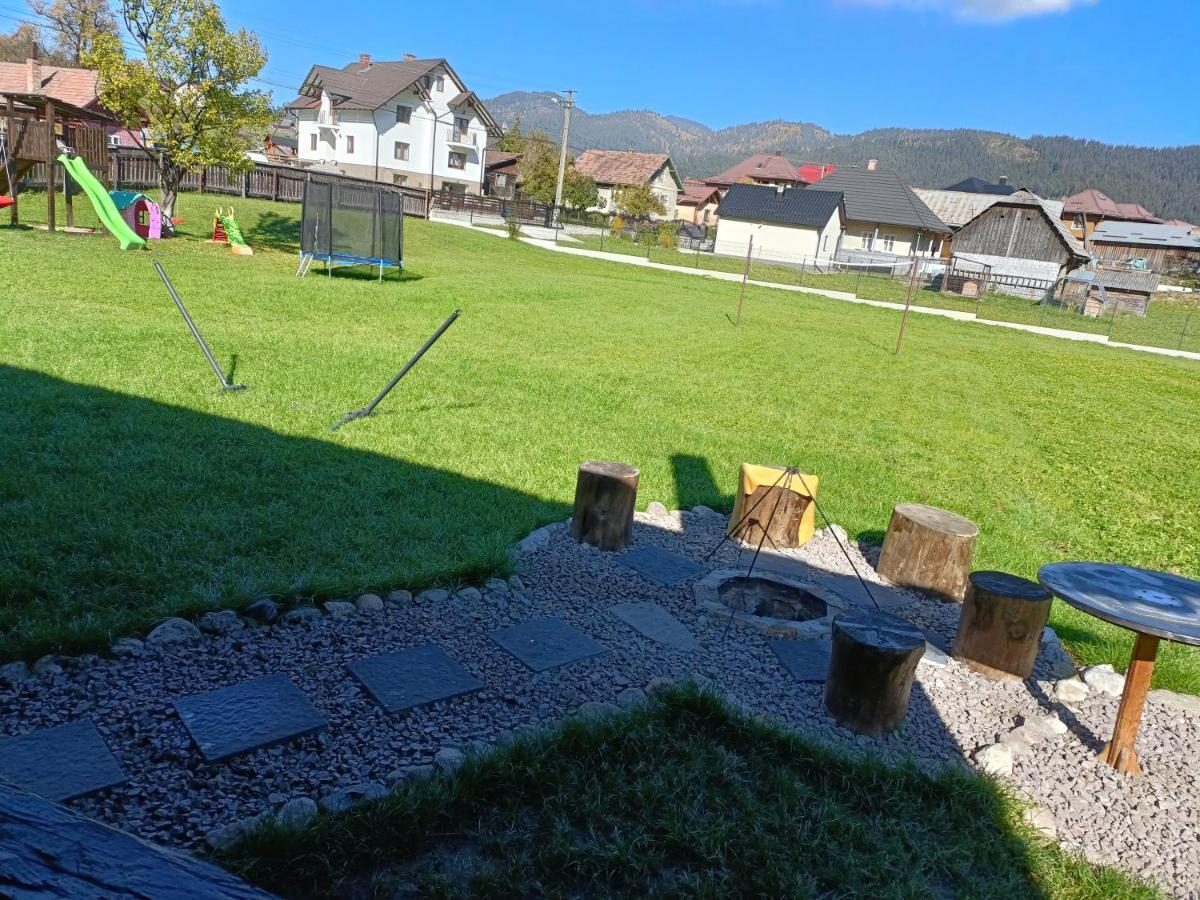 Cazare La Piatra Buhei Câmpulung Moldovenesc Exterior foto